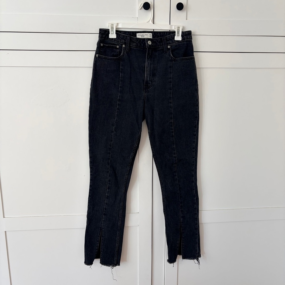 Abercrombie & Fitch Curve Love The Skinny High Rise Open Slit Jeans Size 28/6